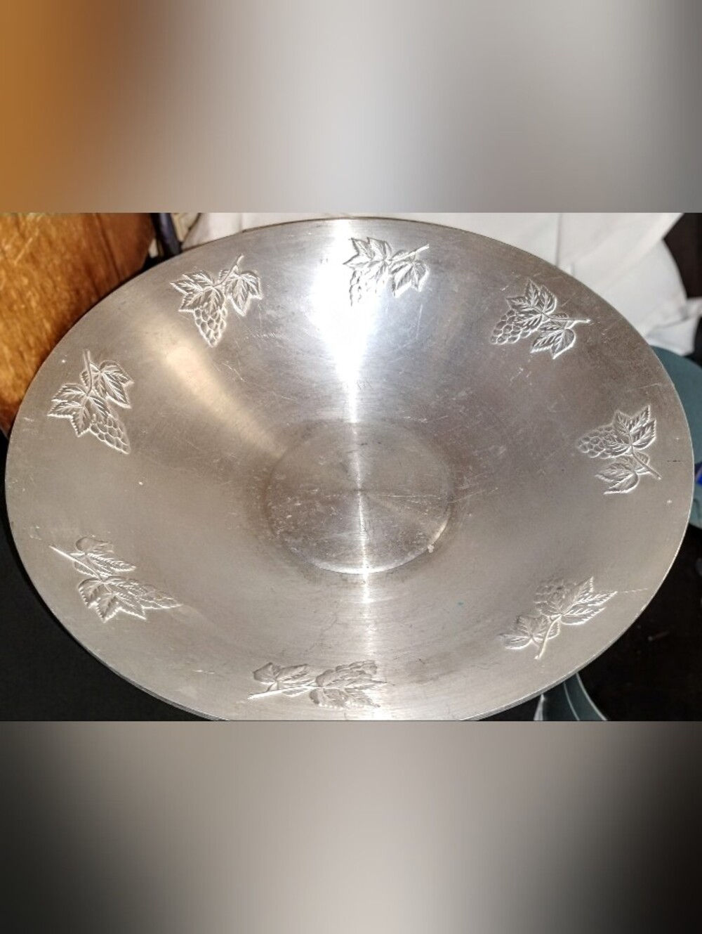 Vintage West Bend Aluminum Co. Embossed Grape & Leaf Large Serving Bowl/Dish